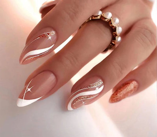 20+ Chic Nail Designs to Elevate Your Style