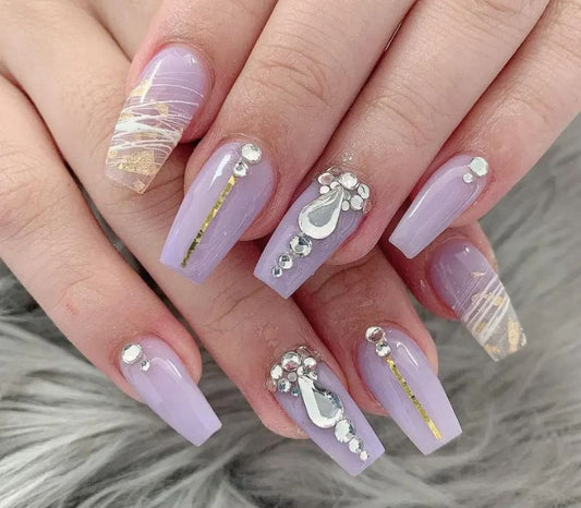 20 Eye-Catching Diamond Nail Designs for a Luxurious Touch