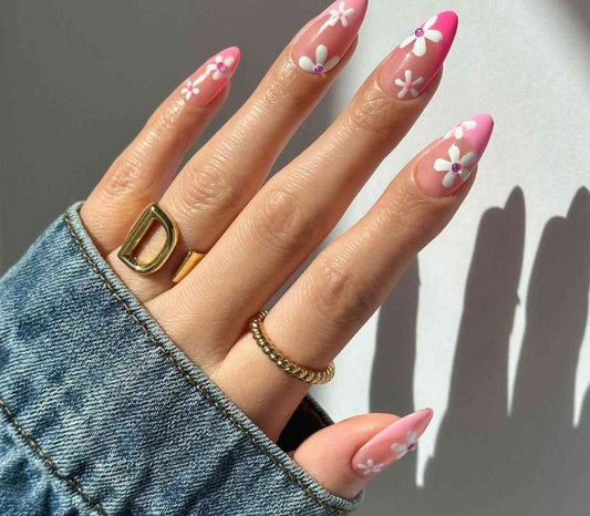 25+ Cute Pink Nail Designs to Try This Season