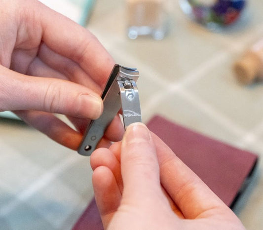 How to choose the Best Nail Clippers for Seniors
