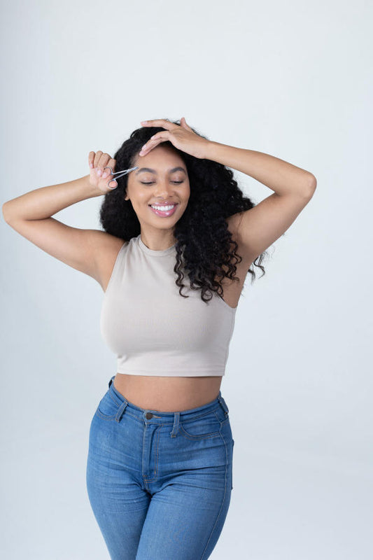 Bridging Tradition and Modernity: The Distinctive Appeal of Eyebrow Slits