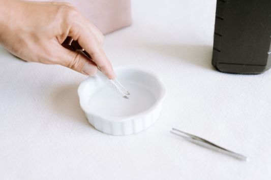 How to Clean Tweezers: A Step-by-Step Guide