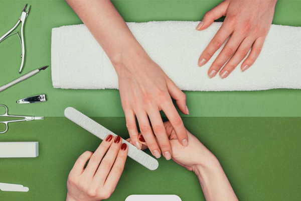 How To Hold Cuticle Nippers For Perfect Manicures And Pedicures