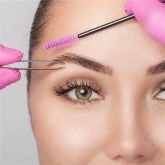 How to Pluck Eyebrows Masterfully: An In-Depth Guide