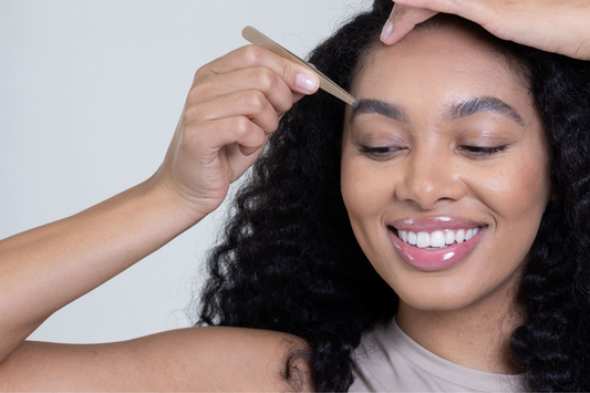 How To Use A Tweezer: Techniques And Grooming Purposes