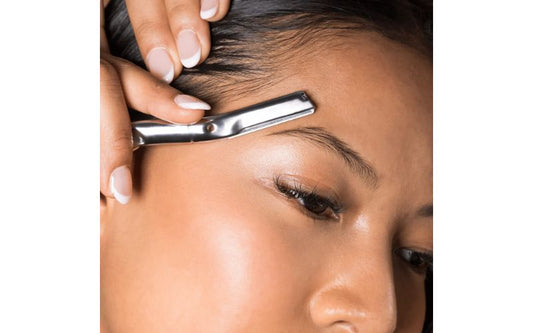 How to Use a Face Razor Safely for Smooth, Glowing Skin