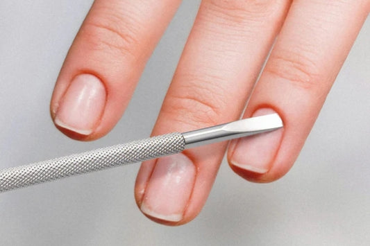 how to use a cuticle pusher
