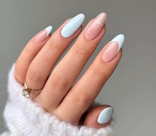 snowflake nail design​