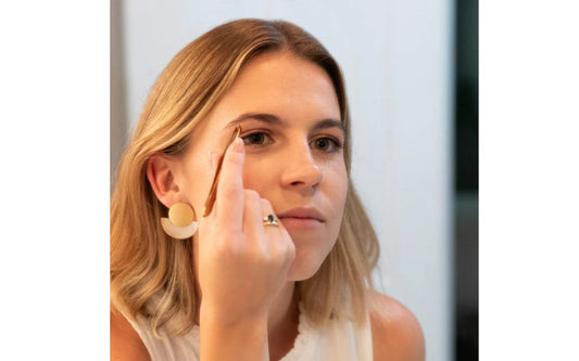 Shave Eyebrows Trend 2026: The Bold Brow Looks Taking Over
