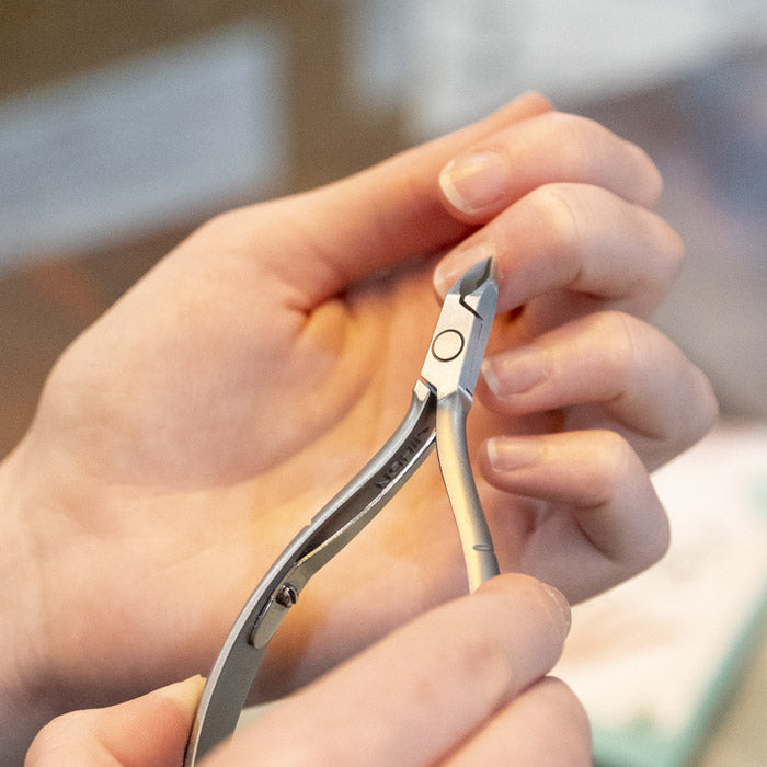Cuticle Nipper - D-04 (Stainless Steel) – Nghia Nippers USA