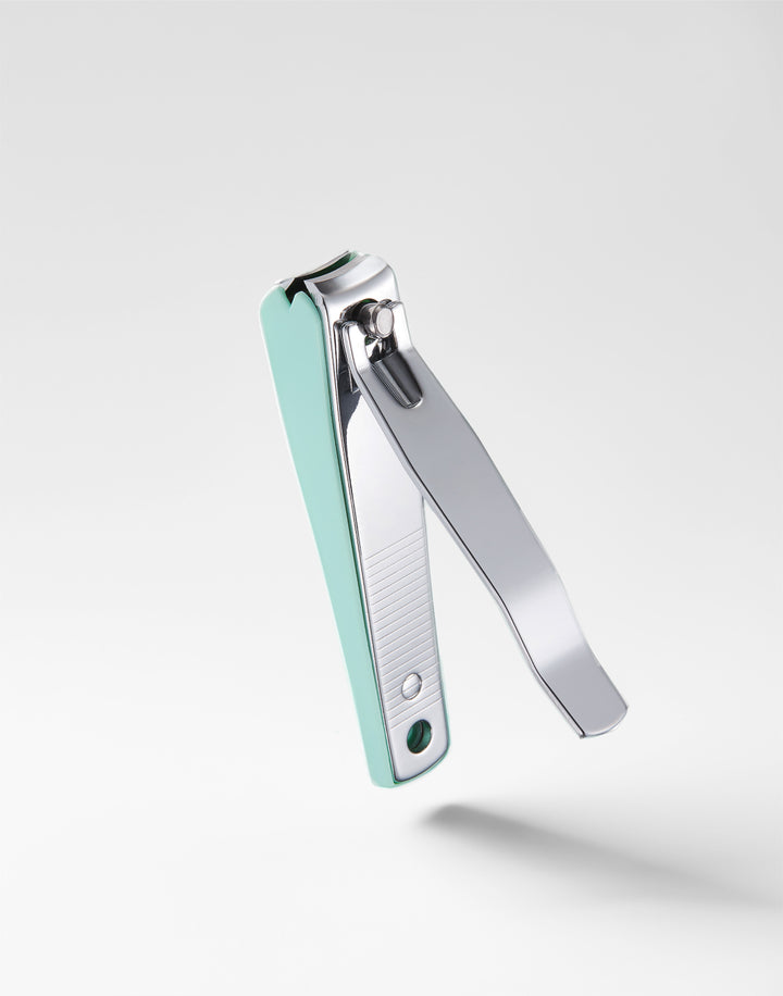 www. - New Invention! - 180 Degree Nail Clipper - Sharp